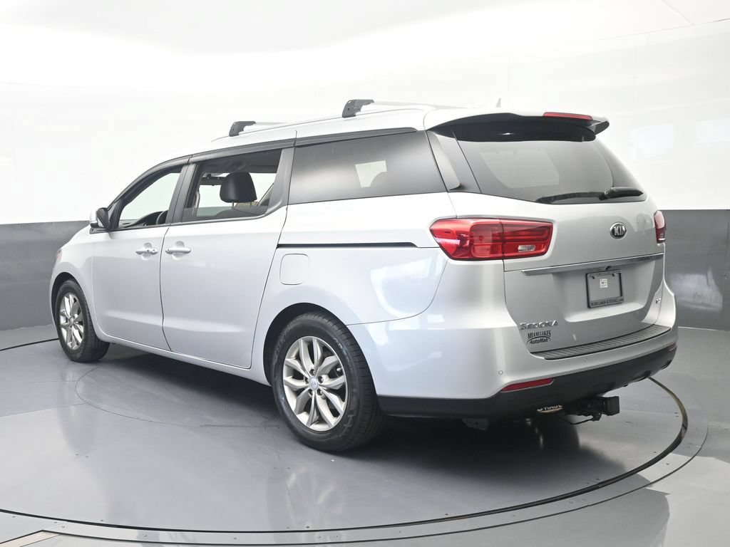 Used 2021 Kia Sedona EX FWD image 4