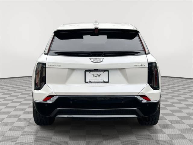 Used 2025 Cadillac Optiq Sport 2 AWD/4WD image 6