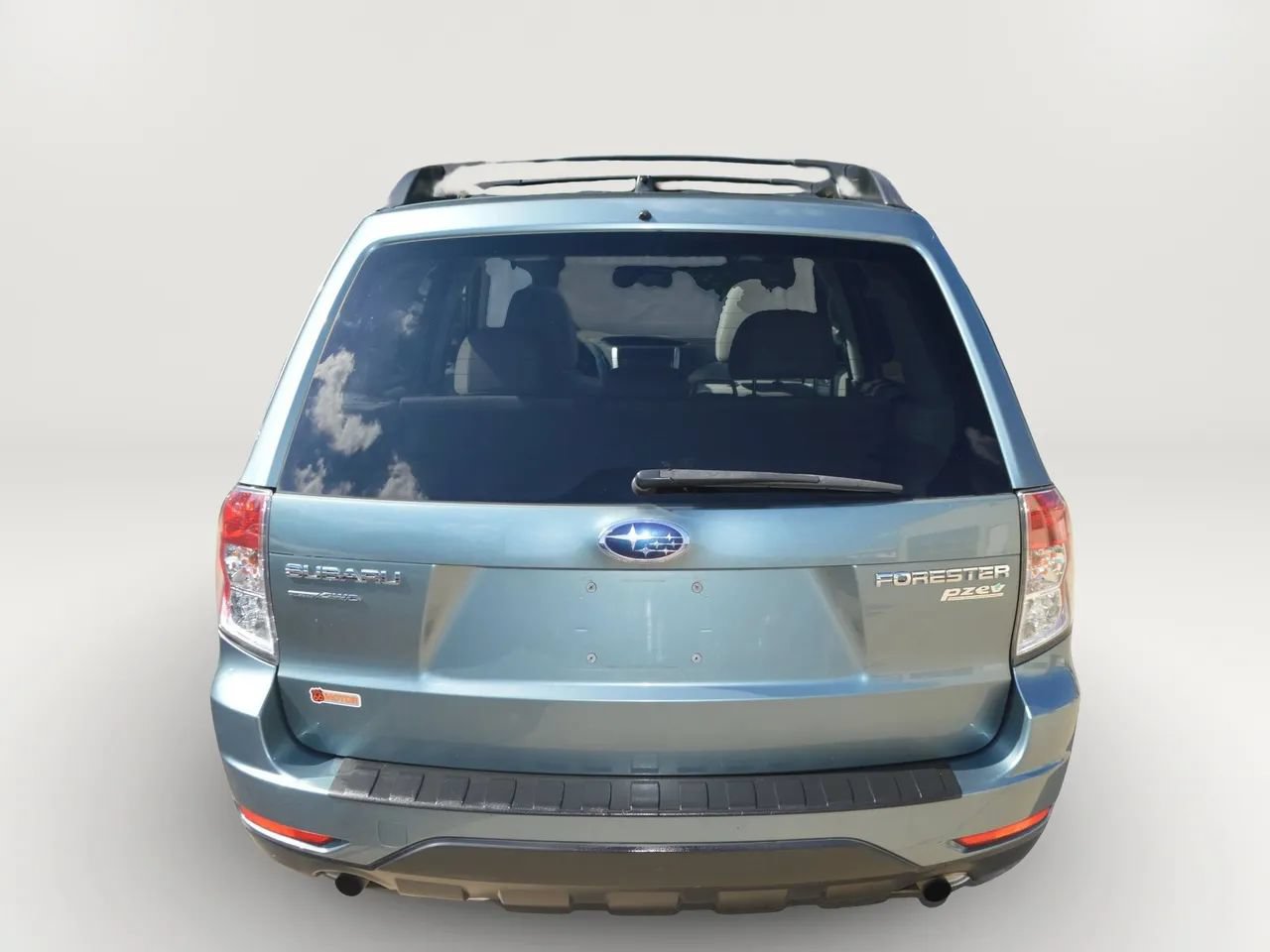 Used 2010 Subaru Forester 2.5X Premium AWD/4WD image 7