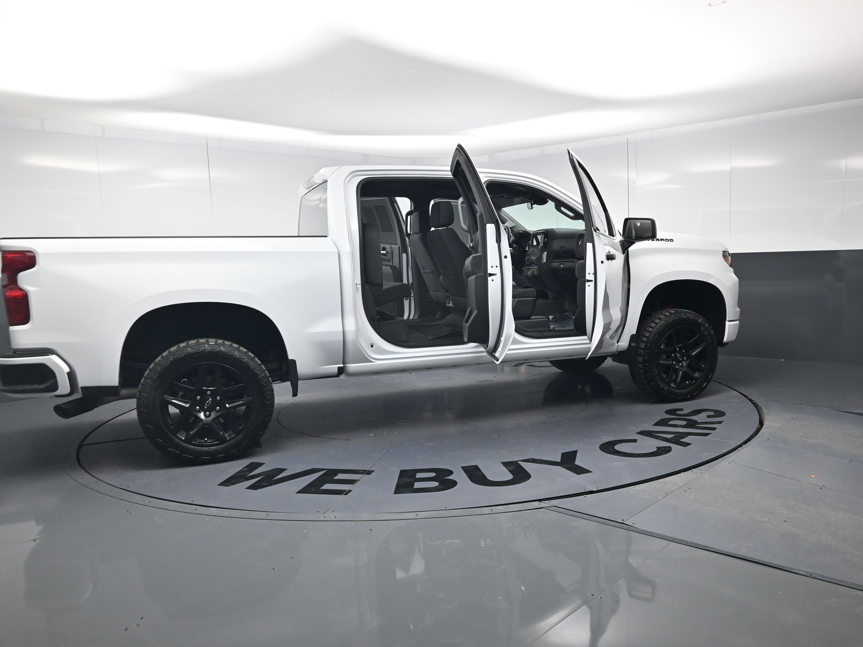 Certified 2025 Chevrolet Silverado 1500 Custom w/ Turbomax Blackout Package image 26