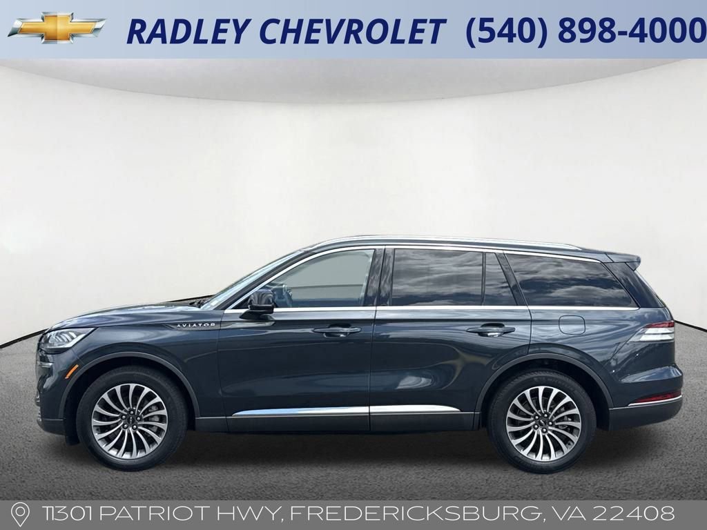 Used 2022 Lincoln Aviator Reserve image 2