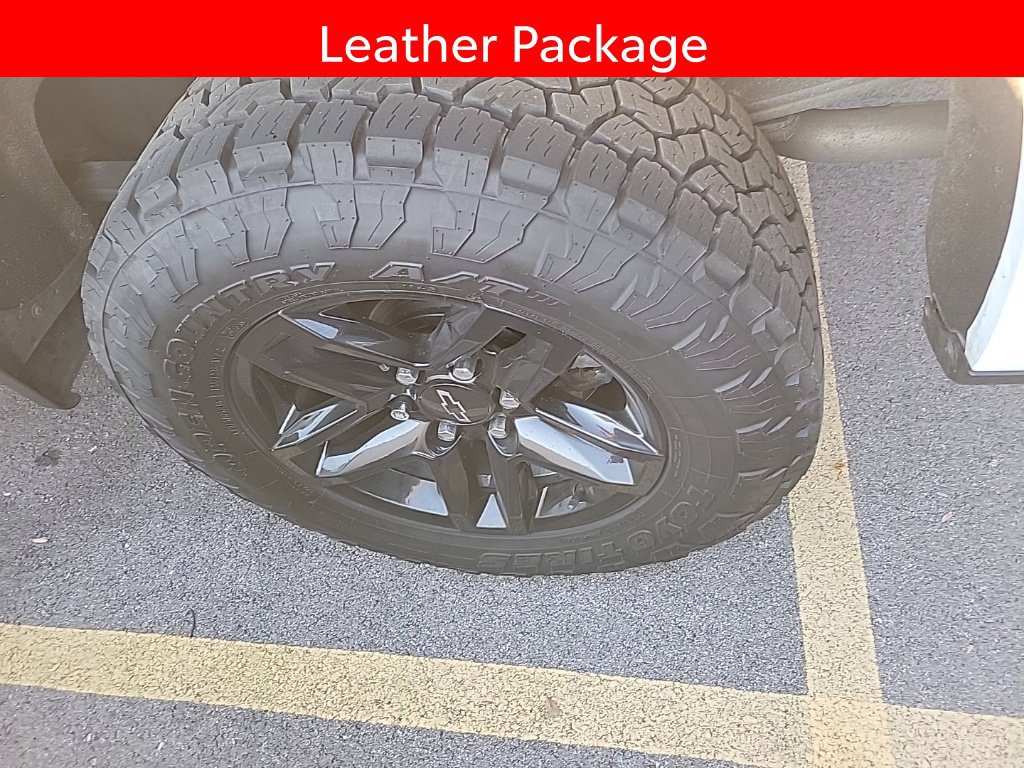 Used 2019 Chevrolet Silverado 1500 LT Trail Boss AWD/4WD image 5