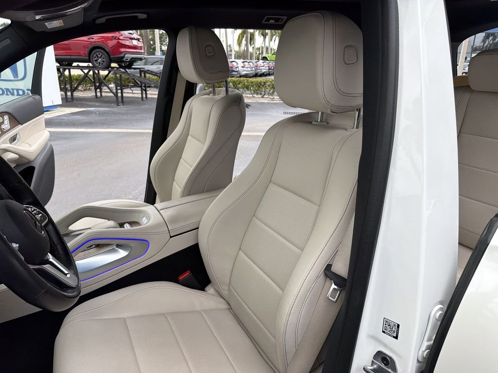 Used 2023 Mercedes-Benz GLS 450 4MATIC w/ AMG Line Exterior image 23