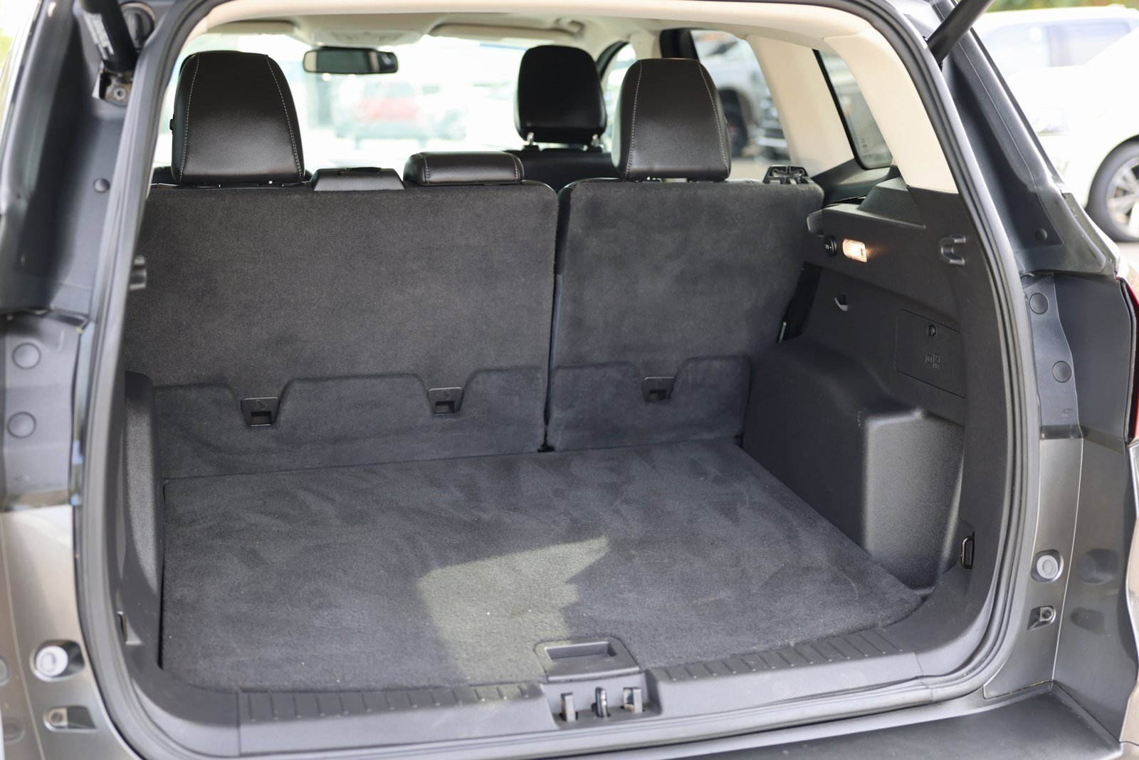 Certified 2019 Ford Escape Titanium image 12