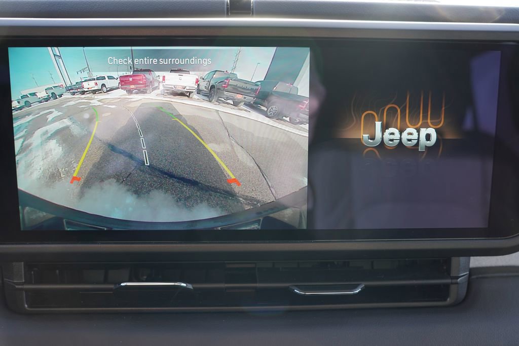 Certified 2025 Jeep Wrangler Unlimited Sahara w/ Safety Group image 31