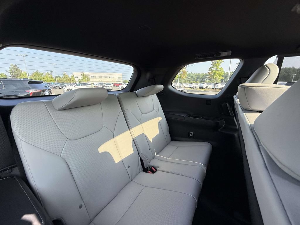 Used 2026 Lexus TX 350 AWD w/ Technology Package image 17