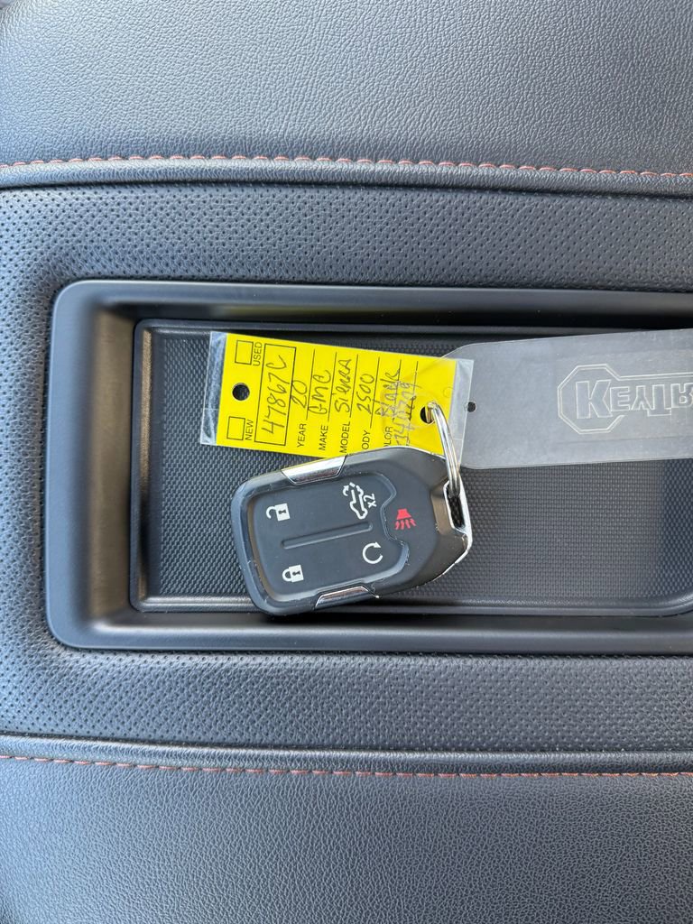 Used 2020 GMC Sierra 2500 AT4 w/ AT4 Premium Package image 30