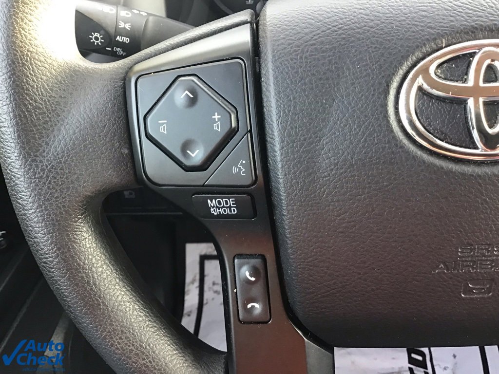 Used 2022 Toyota Tacoma SR image 29