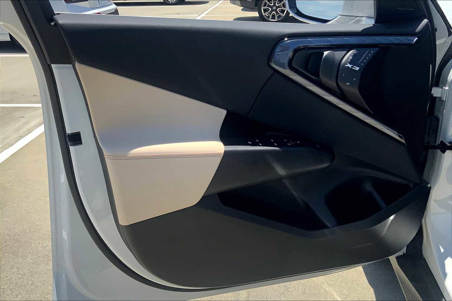 New 2025 BMW X3 xDrive30i w/ Premium Package image 10