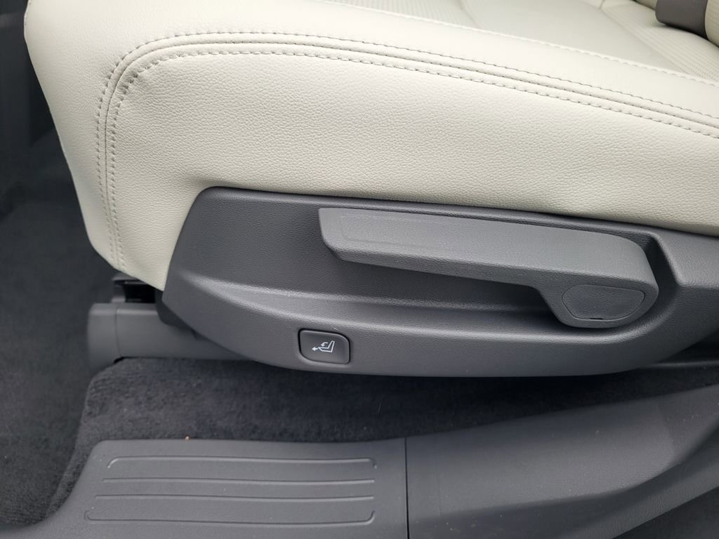 New 2026 Hyundai Santa Fe Limited AWD/4WD image 31