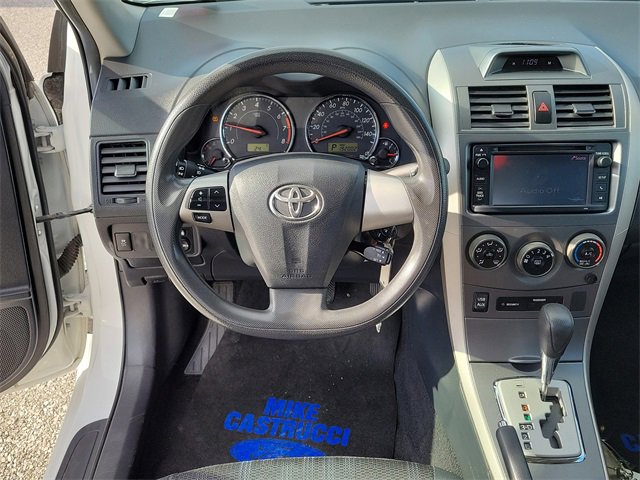 Used 2013 Toyota Corolla S image 11