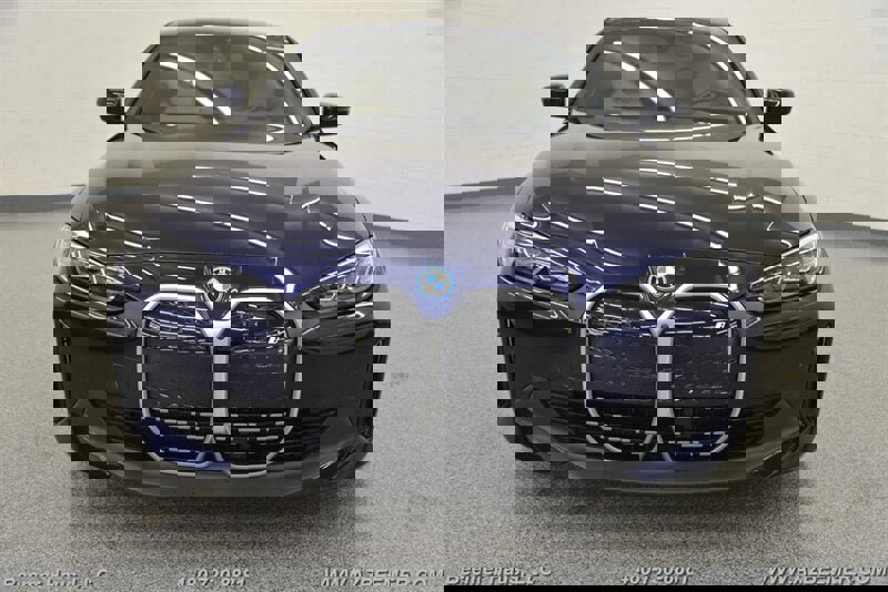 Used 2023 BMW i4 eDrive35 w/ Premium Package image 4