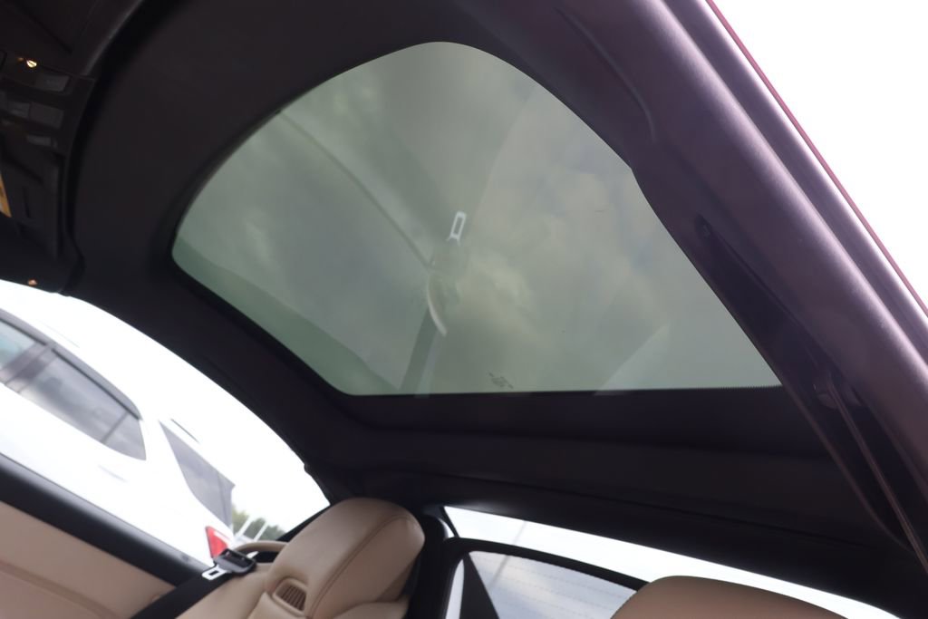 Used 2016 Mercedes-Benz SLK 300 image 33