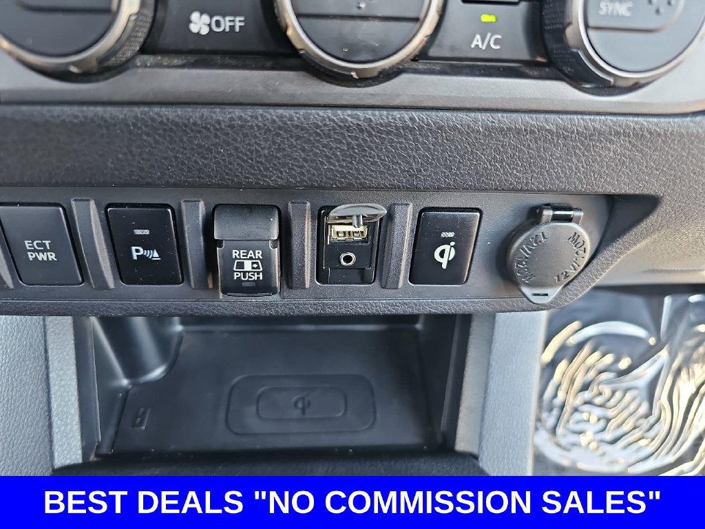 Used 2019 Toyota Tacoma TRD Off-Road AWD/4WD image 24