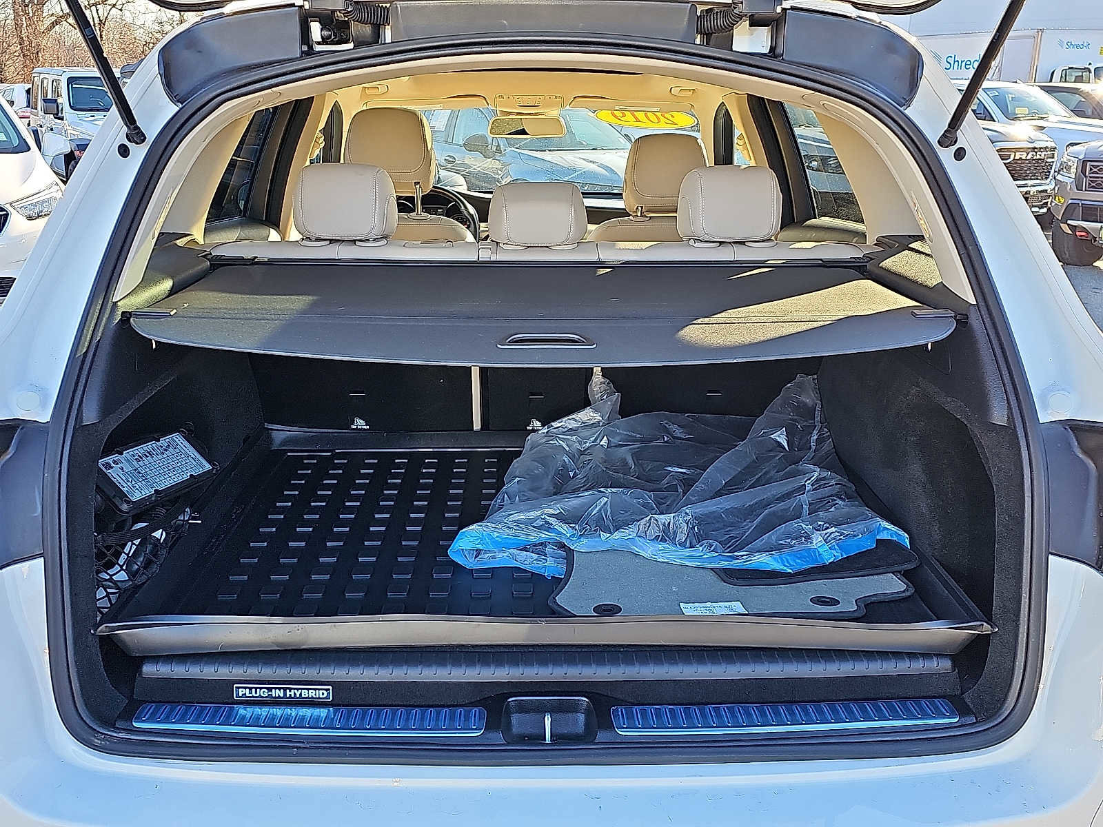 Used 2019 Mercedes-Benz GLC 350e 4MATIC image 31