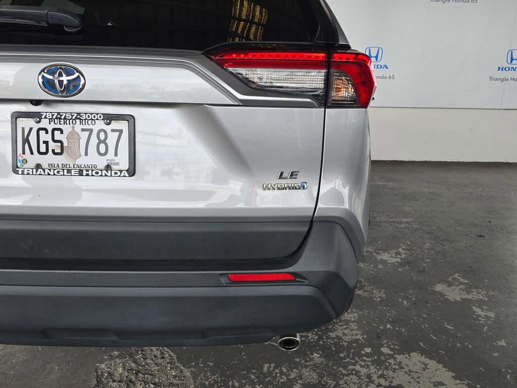 Used 2023 Toyota RAV4 LE AWD/4WD image 38