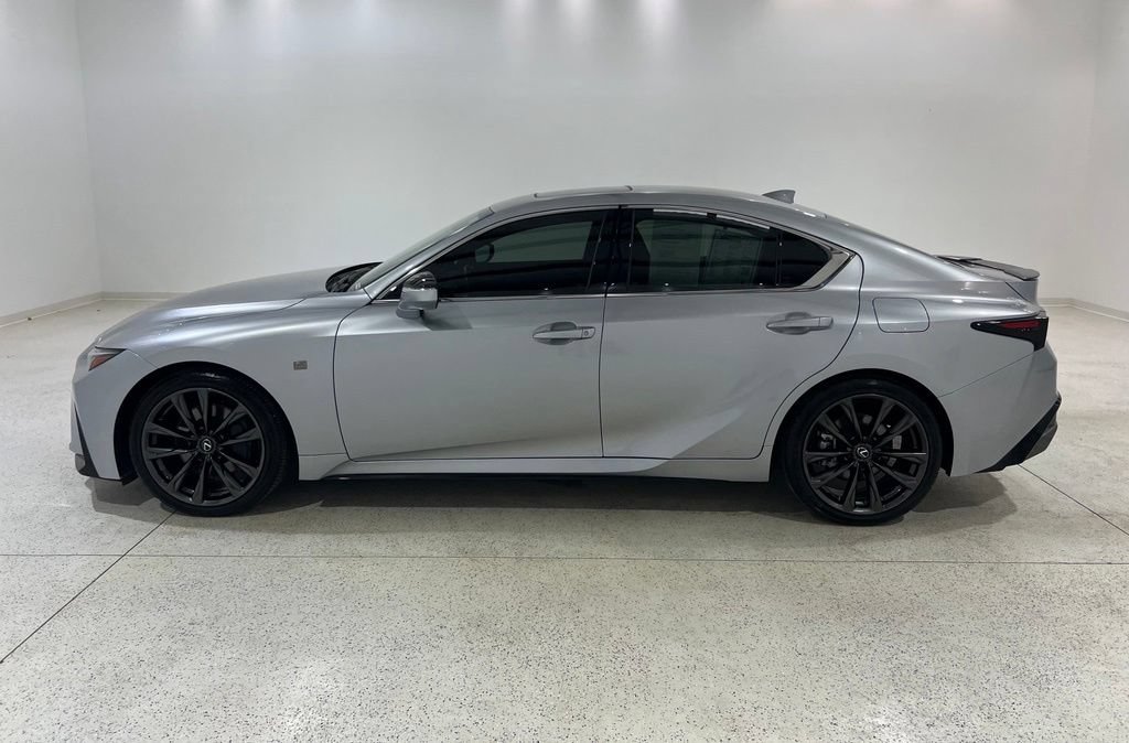 Used 2024 Lexus IS 350 F Sport RWD image 2
