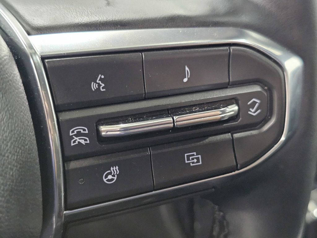 Used 2025 GMC Terrain Elevation AWD/4WD image 30