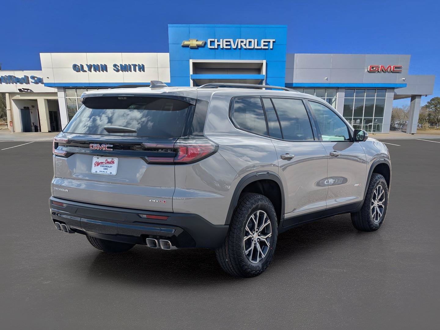 New 2026 GMC Acadia AT4 w/ LPO, Floor Liner Package AWD/4WD image 38