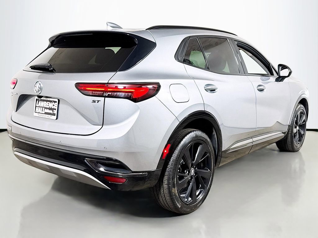 Used 2023 Buick Envision Essence w/ Sport Touring Package AWD/4WD image 4