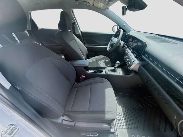 New 2027 Hyundai Kona SE FWD image 27