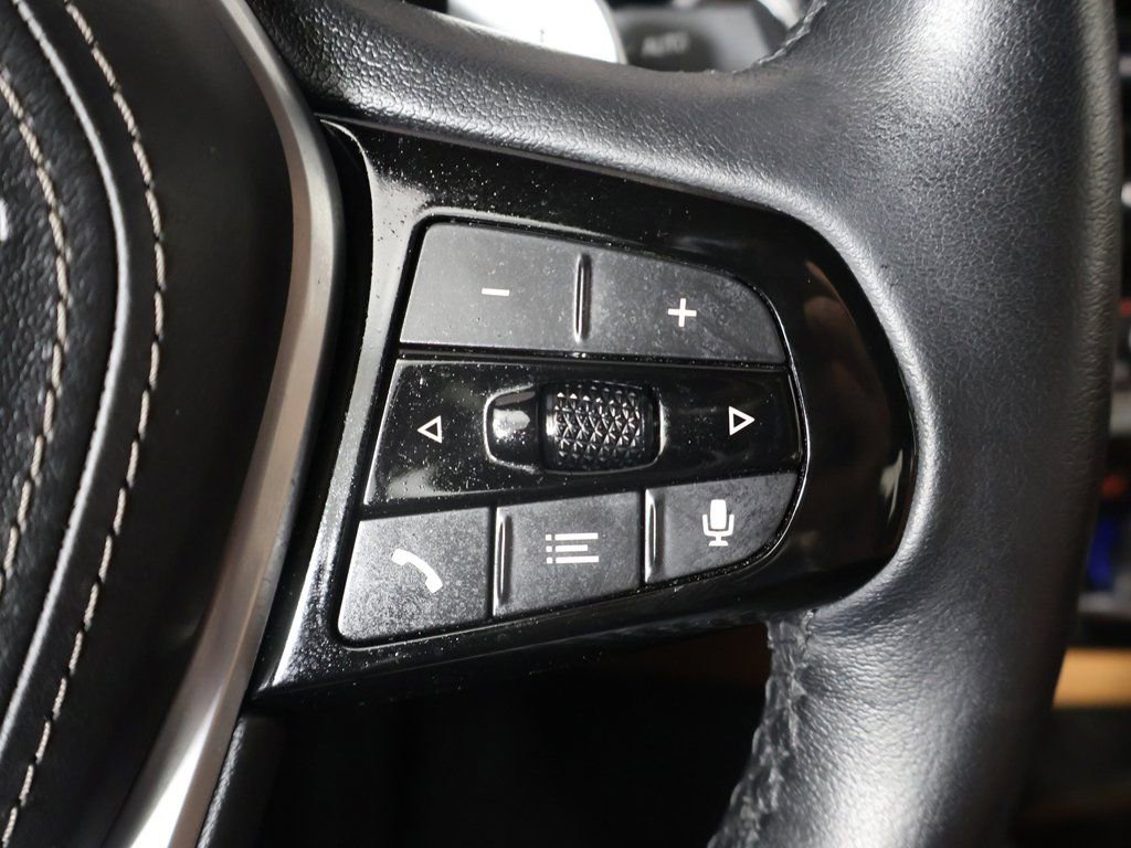 Used 2022 BMW 530i xDrive w/ M Sport Package image 42