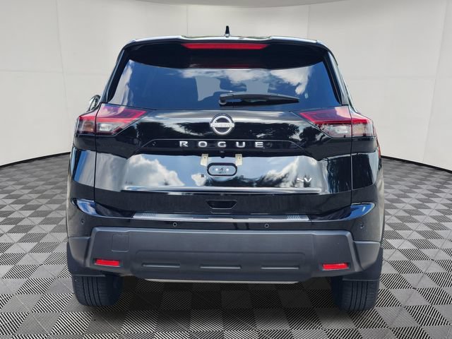 Used 2024 Nissan Rogue SV FWD image 6