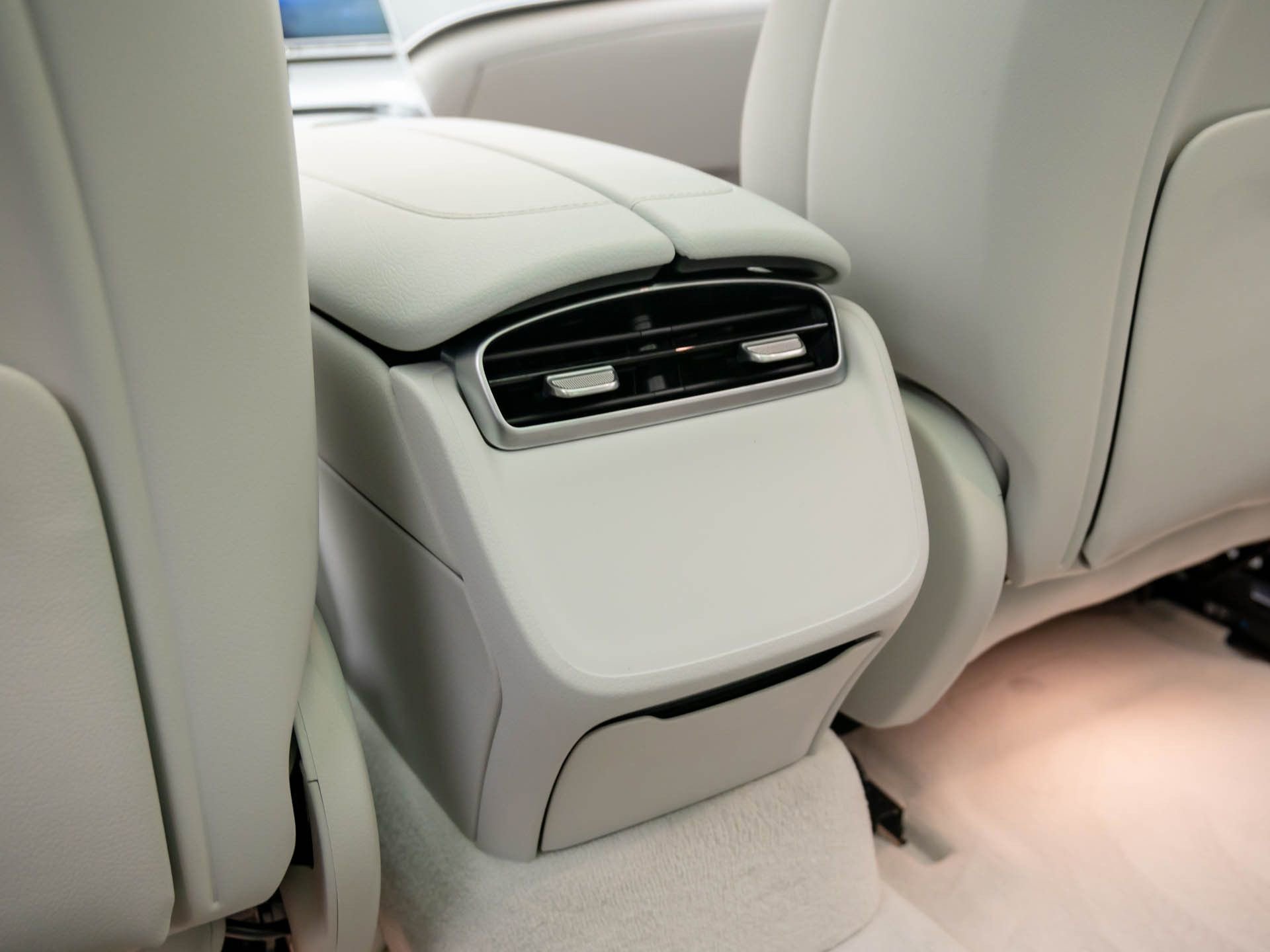 Certified 2023 Mercedes-Benz EQE 350+ 4MATIC Sedan image 21