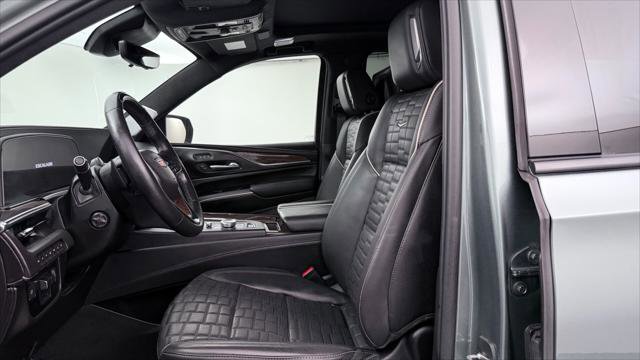 Used 2023 Cadillac Escalade Sport Platinum AWD/4WD image 14