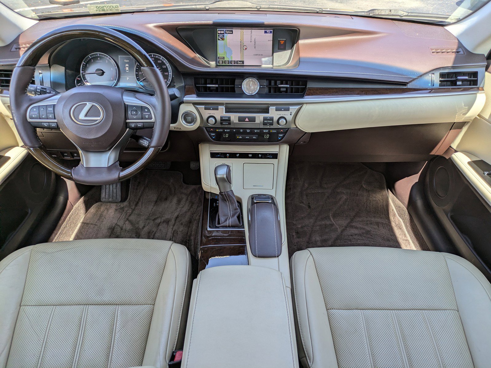 Used 2016 Lexus ES 350 w/ Luxury Package w/Wood Trim image 11