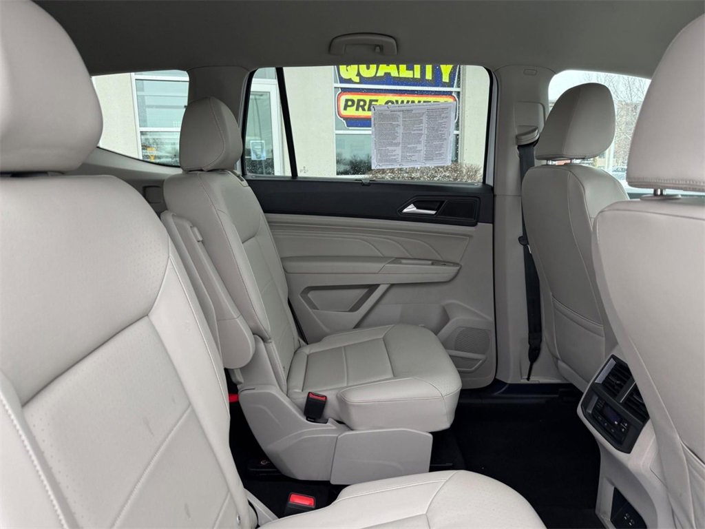 Certified 2023 Volkswagen Atlas SE image 10