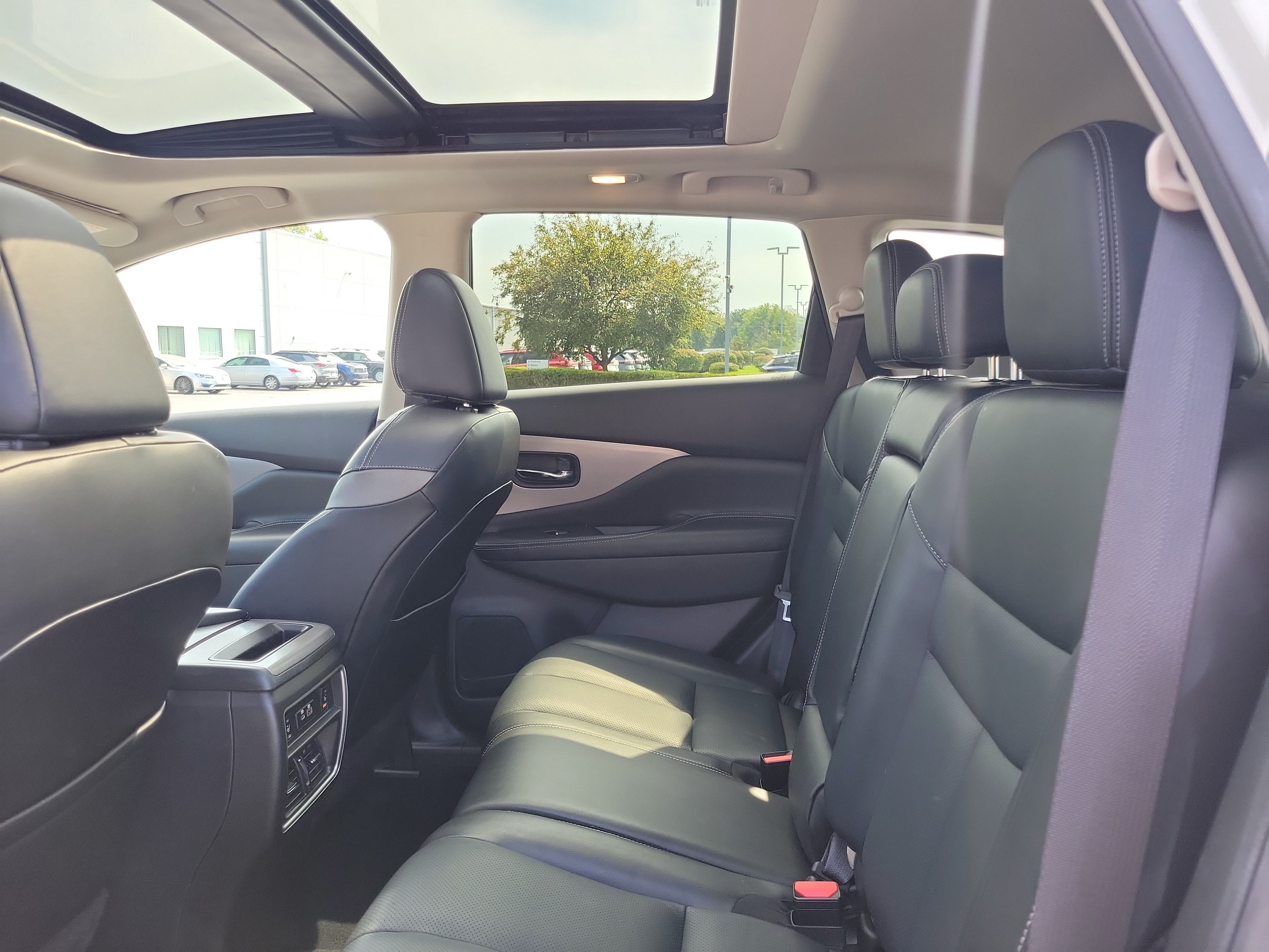Certified 2021 Nissan Murano SL w/ SL Moonroof Package AWD/4WD image 11