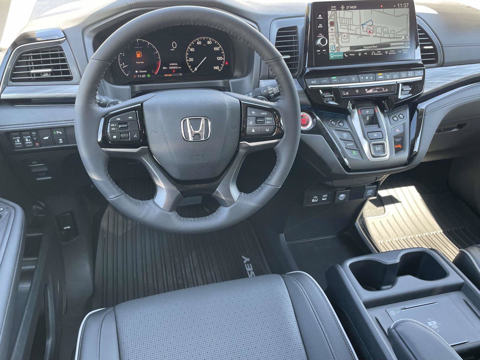 New 2027 Honda Odyssey Elite image 3