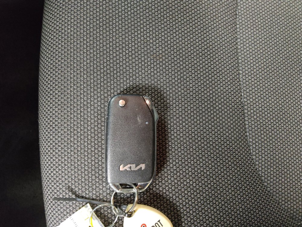 Used 2024 Kia Forte LXS image 32