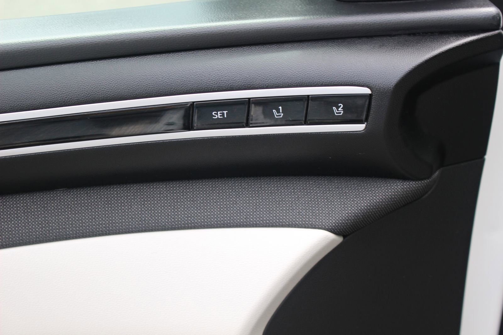 Used 2024 Hyundai Tucson Limited image 19