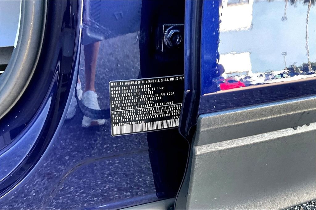 Certified 2024 Volkswagen Tiguan SE image 30