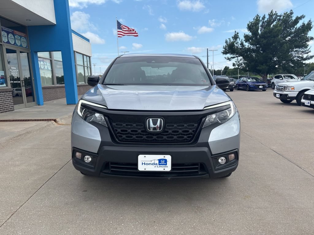 Used 2021 Honda Passport Sport image 2