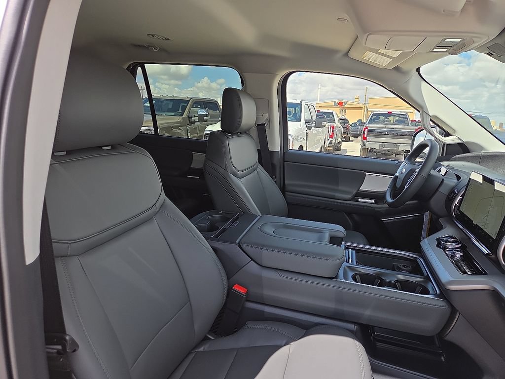 New 2027 Ford Expedition Max Active RWD image 11