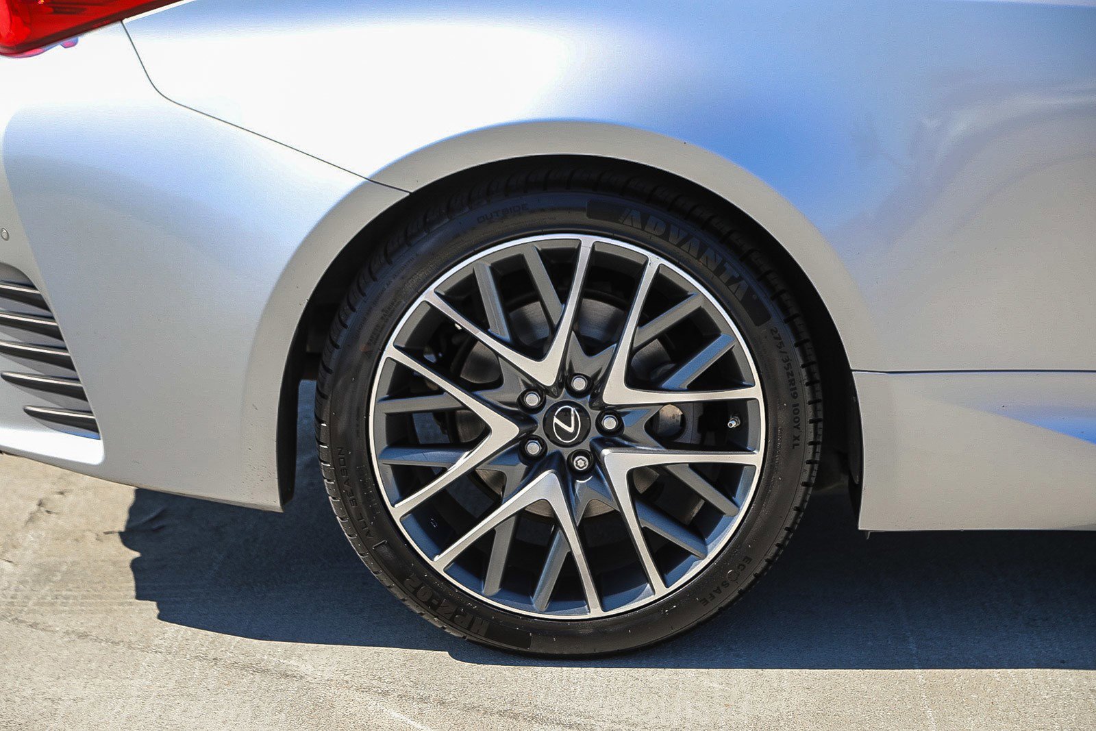 Used 2016 Lexus RC 200t image 11