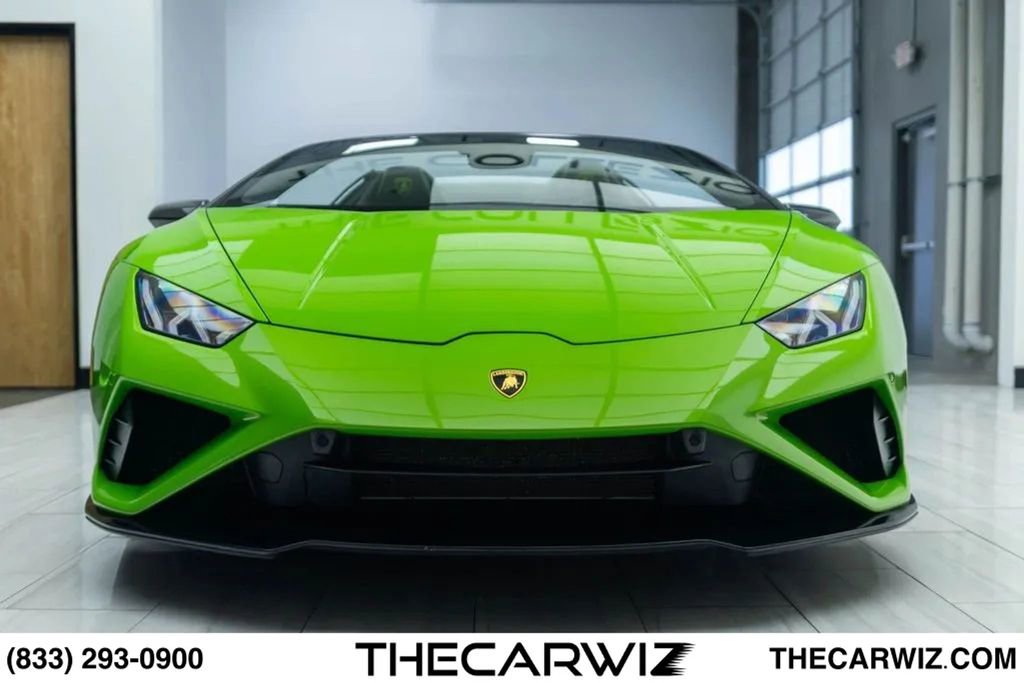Used 2021 Lamborghini Huracan EVO RWD image 10