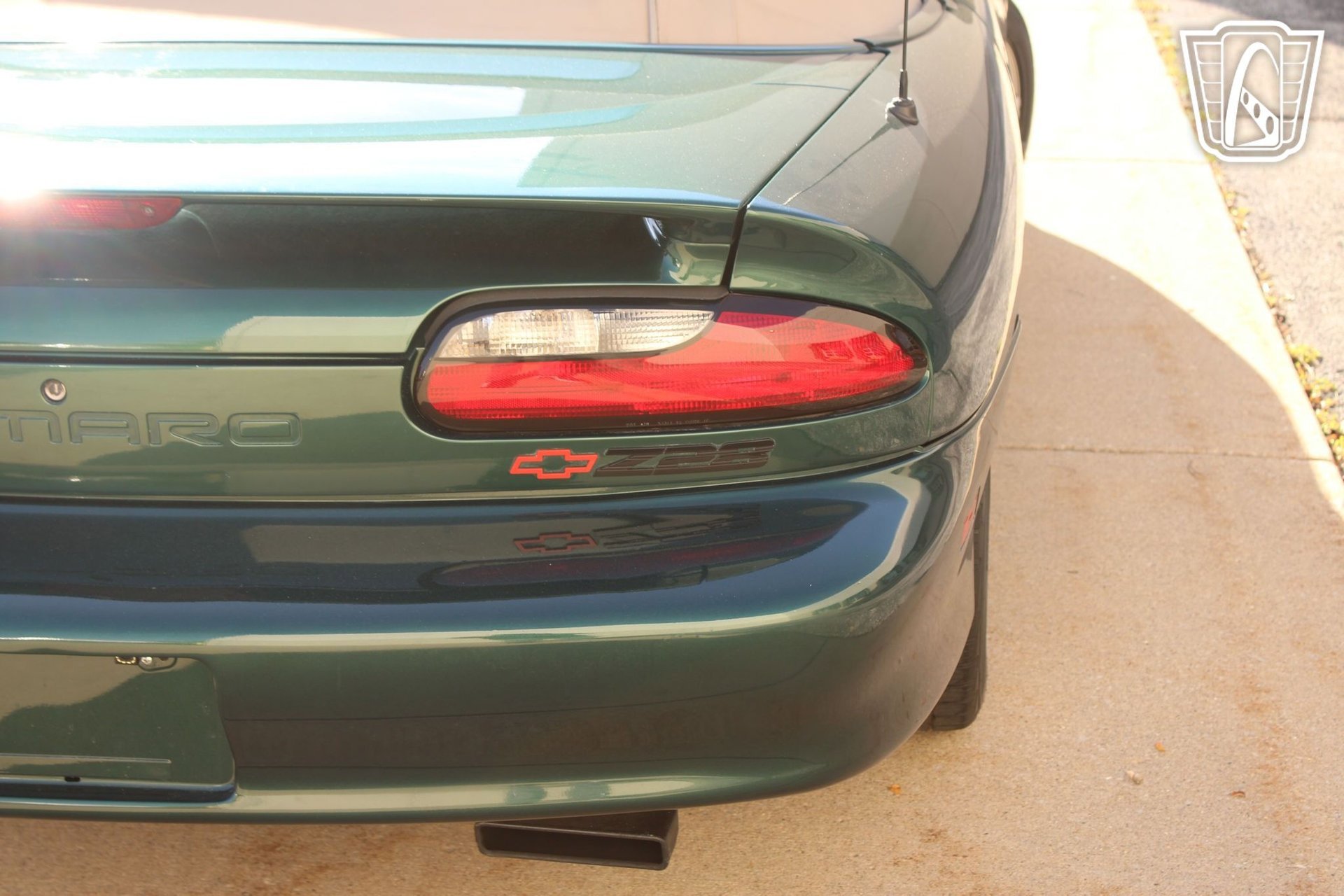 Used 1995 Chevrolet Camaro Z28 RWD image 40