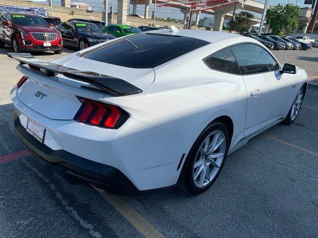 Used 2024 Ford Mustang GT Premium RWD image 4