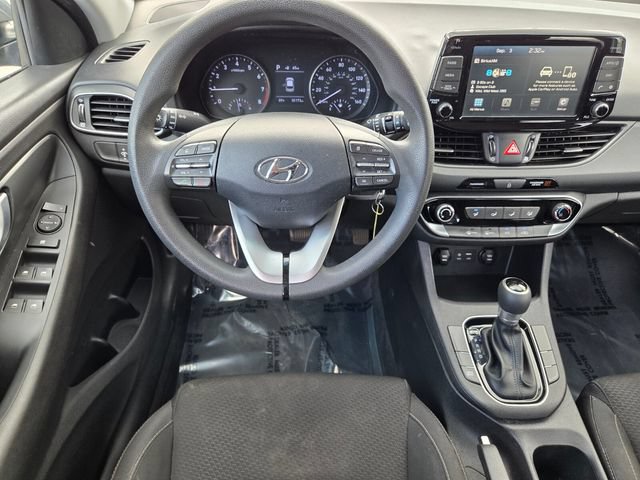 Used 2018 Hyundai Elantra GT FWD image 15