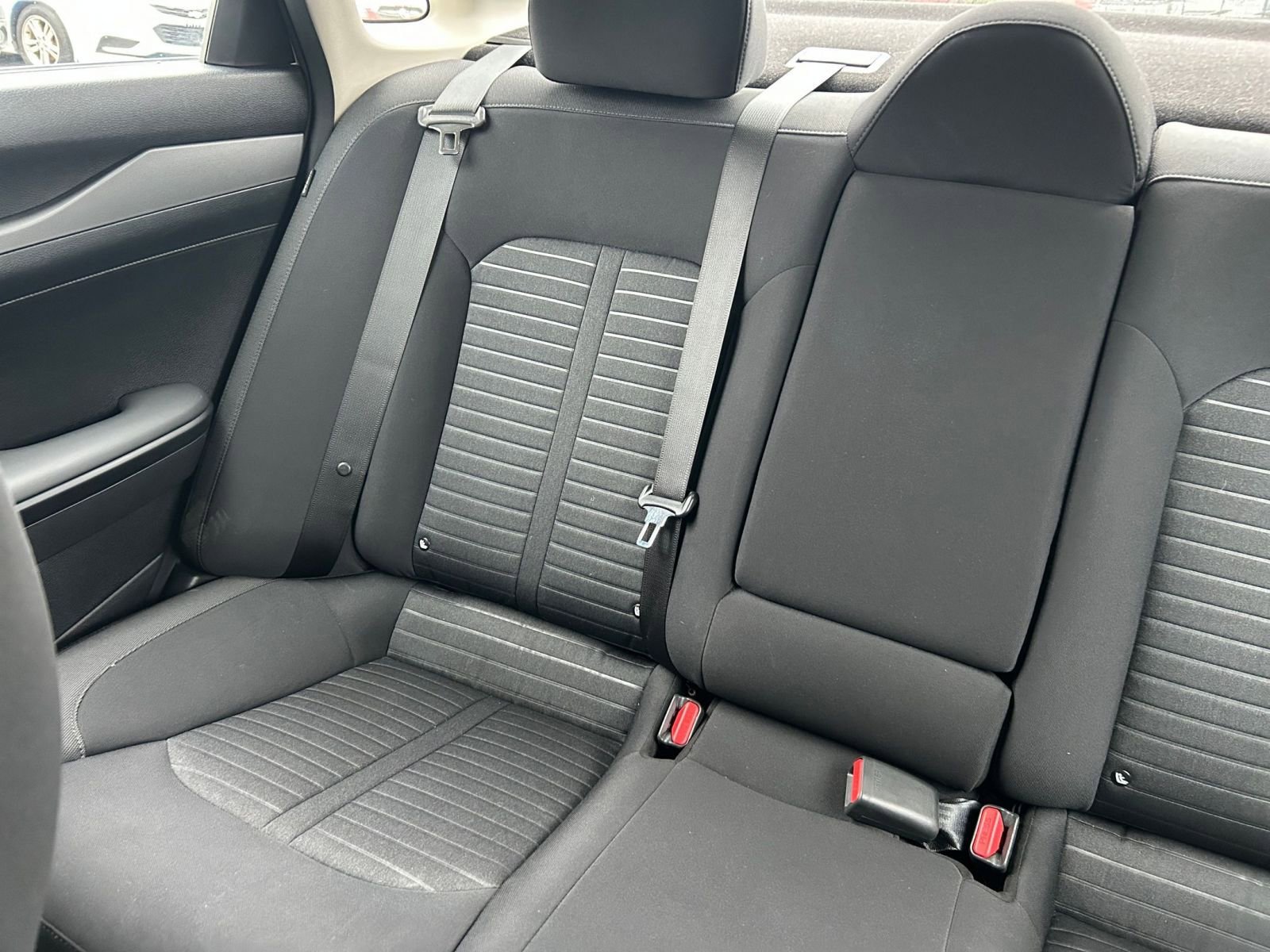 Used 2025 Kia K5 LXS image 34