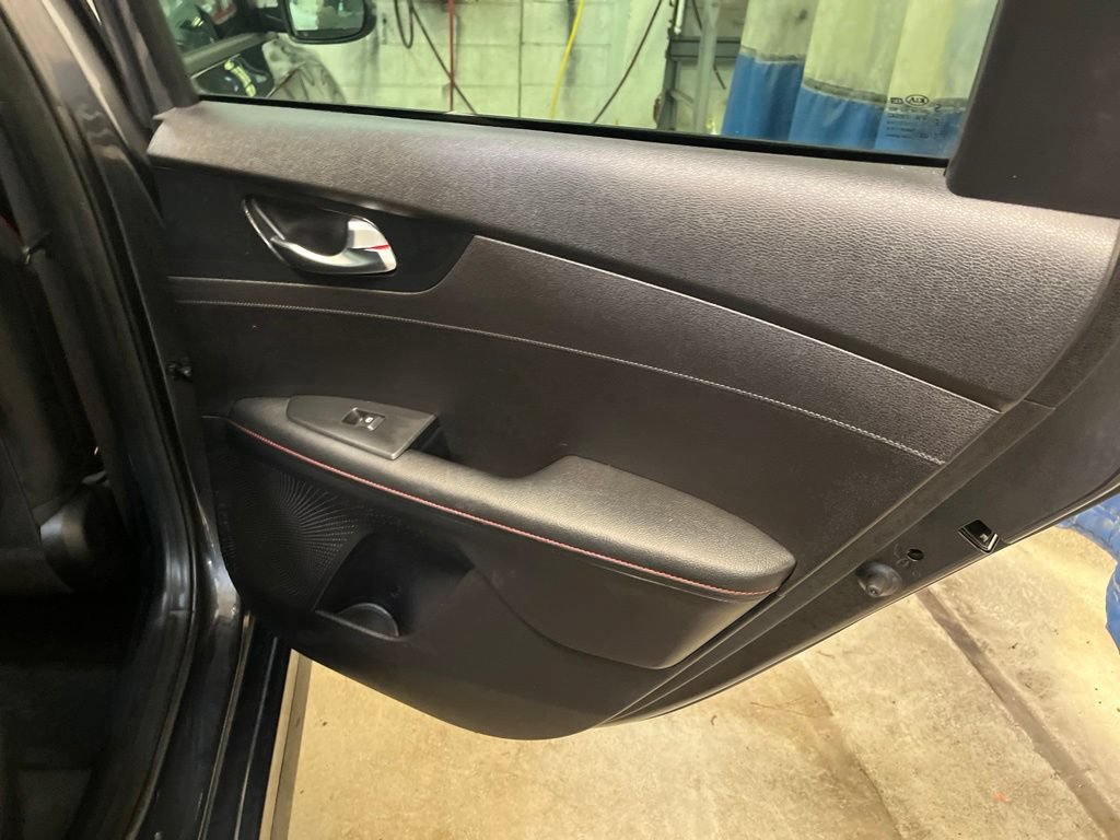 Used 2021 Kia Forte GT FWD image 27