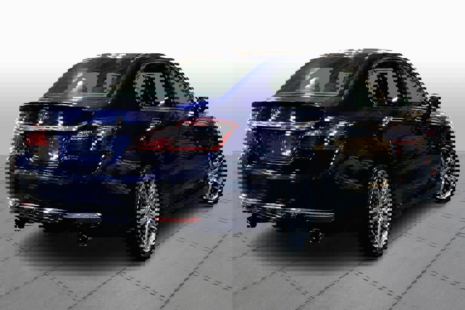 Used 2017 Honda Accord Sport image 13