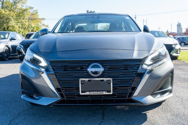 New 2025 Nissan Altima 2.5 SV image 3