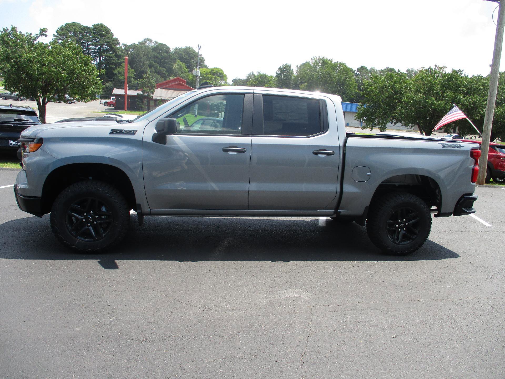 New 2026 Chevrolet Silverado 1500 Custom Trail Boss w/ Dark Appearance Package image 7