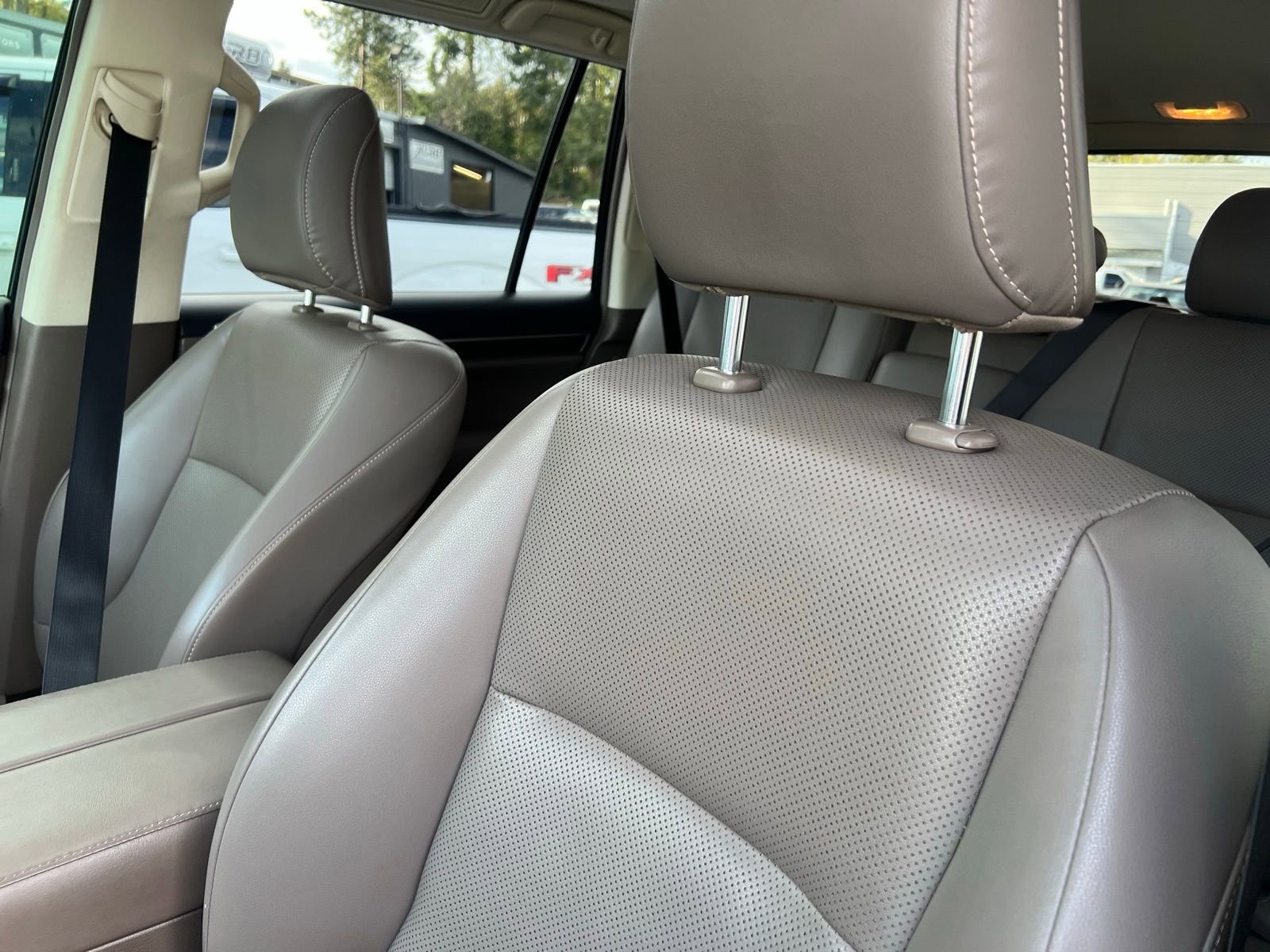 Used 2016 Lexus GX 460 w/ Comfort Package AWD/4WD image 24