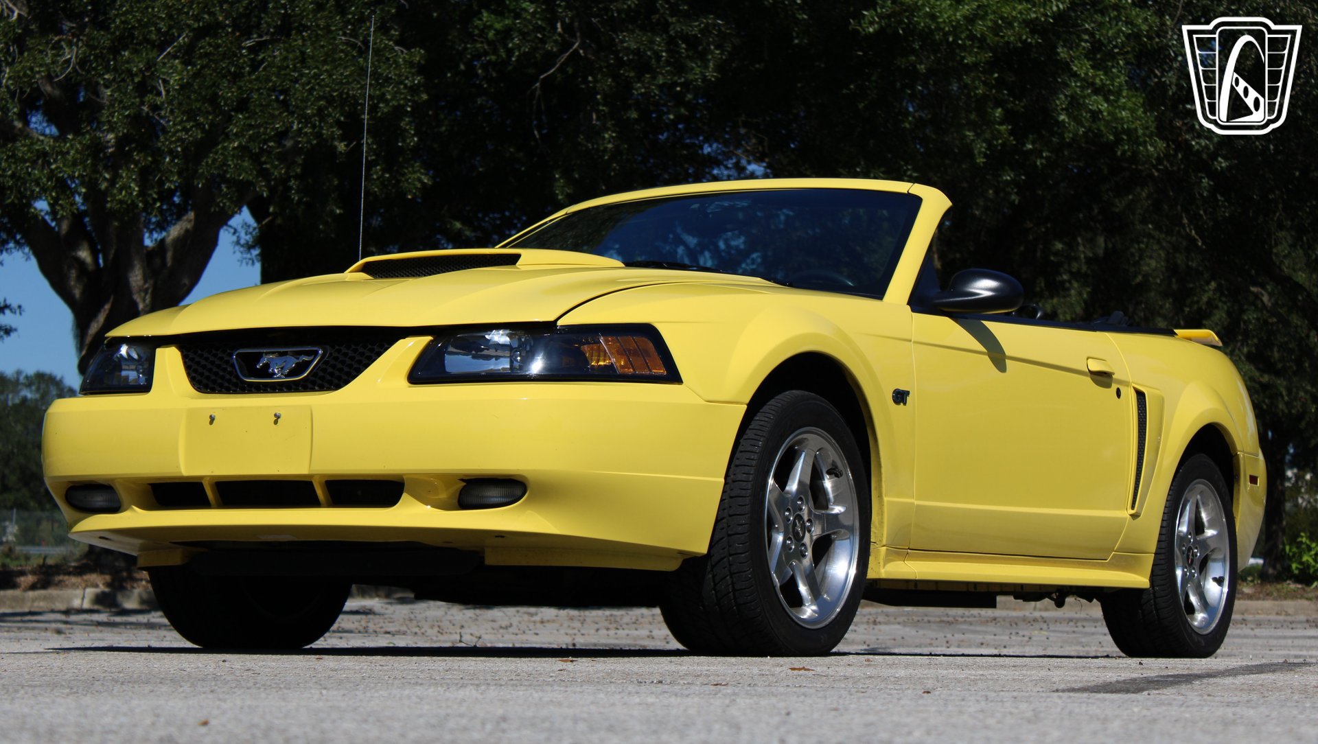 Used 2003 Ford Mustang GT RWD image 2